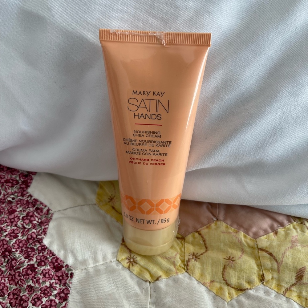Mary Kay Satin Hands Nourishing Shea Cream